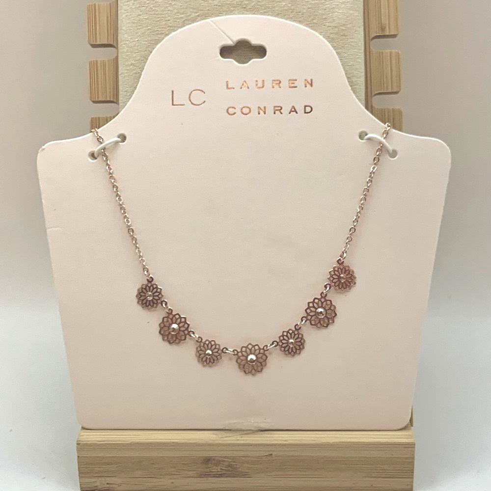 Signed LC Lauren Conrad Delicate Gold Plated Flower & Cubic Zirconia Necklace - Picture 5 of 7